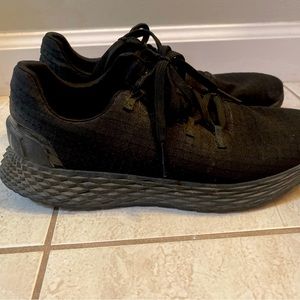 NOBULL BLACK RUNNERS